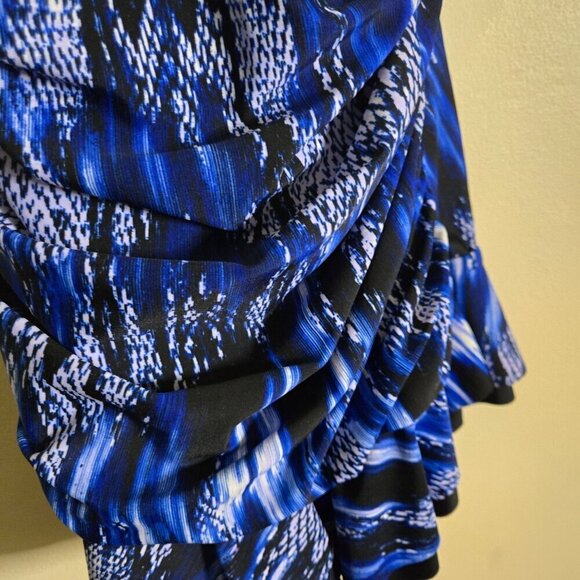 Mazu Swim Shirred One Piece Skater Swim Dress Blue Black Snake Print Size 8 - Picture 7 of 12